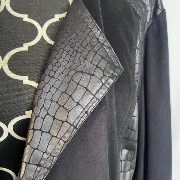 Chicos Black Faux Leather Snakeskin Velvety Open Front Jacket Cardigan Sz 3/LG - Picture 8 of 9